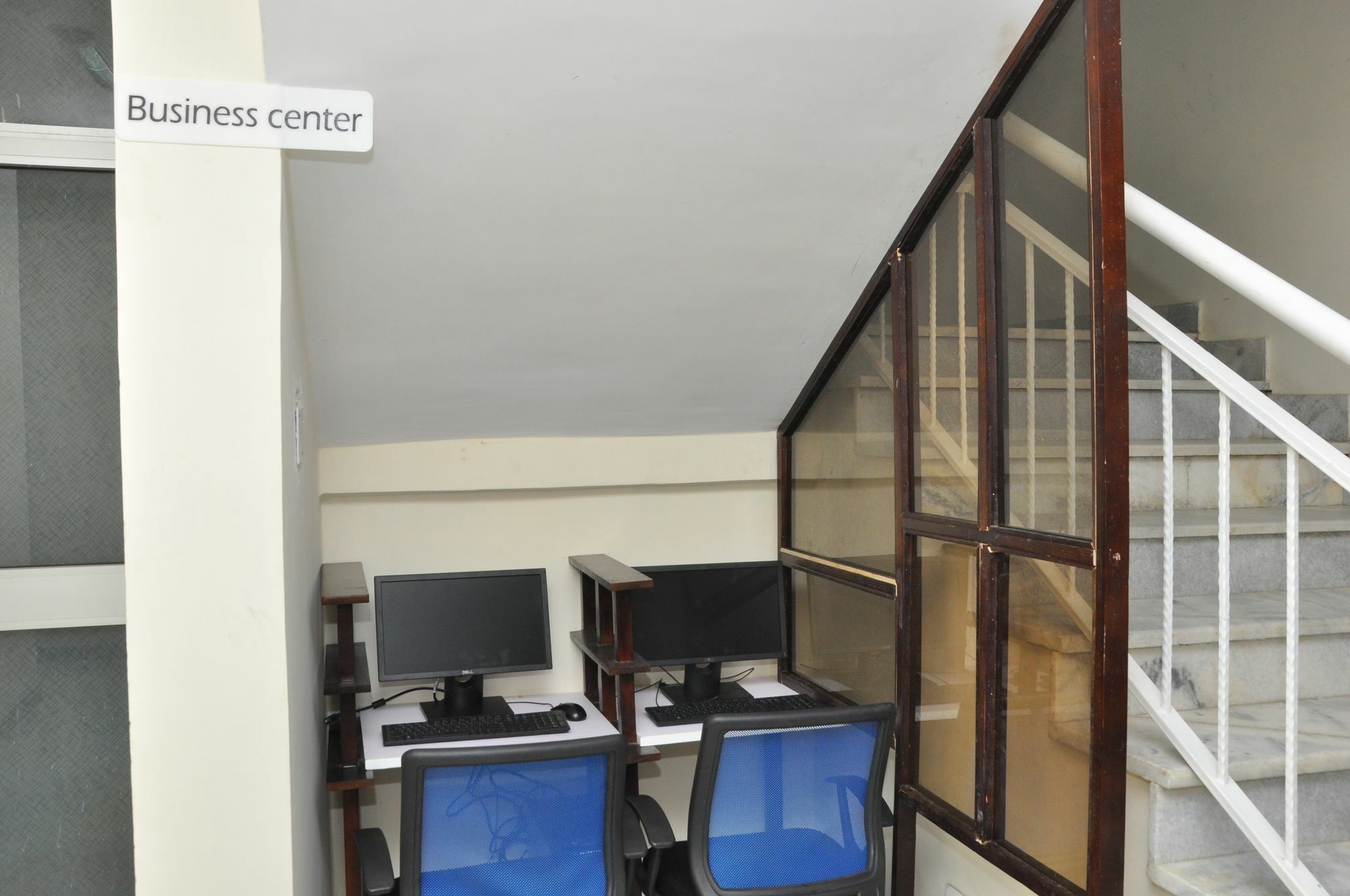 Afro Addis Hotel Apartment Екстер'єр фото