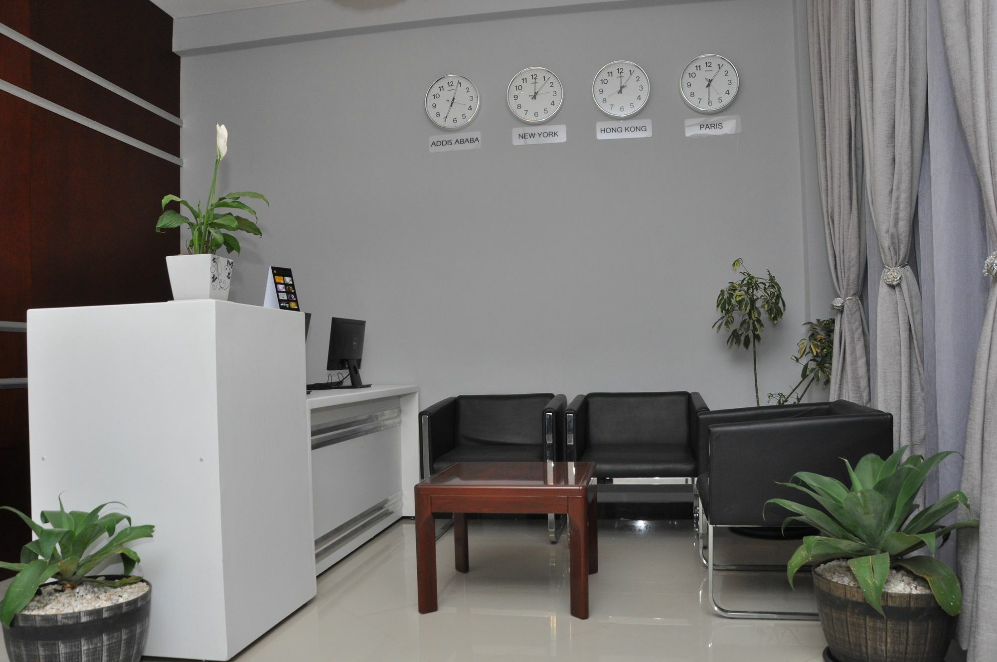 Afro Addis Hotel Apartment Екстер'єр фото